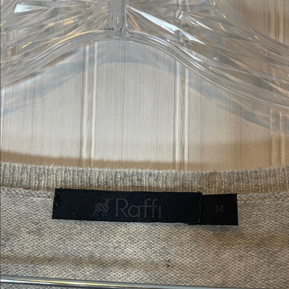 RAFFI CASHMERE LONG SLEEVE HEART SCOOP NECK SWEATER MEDIUM - Picture 2 of 5